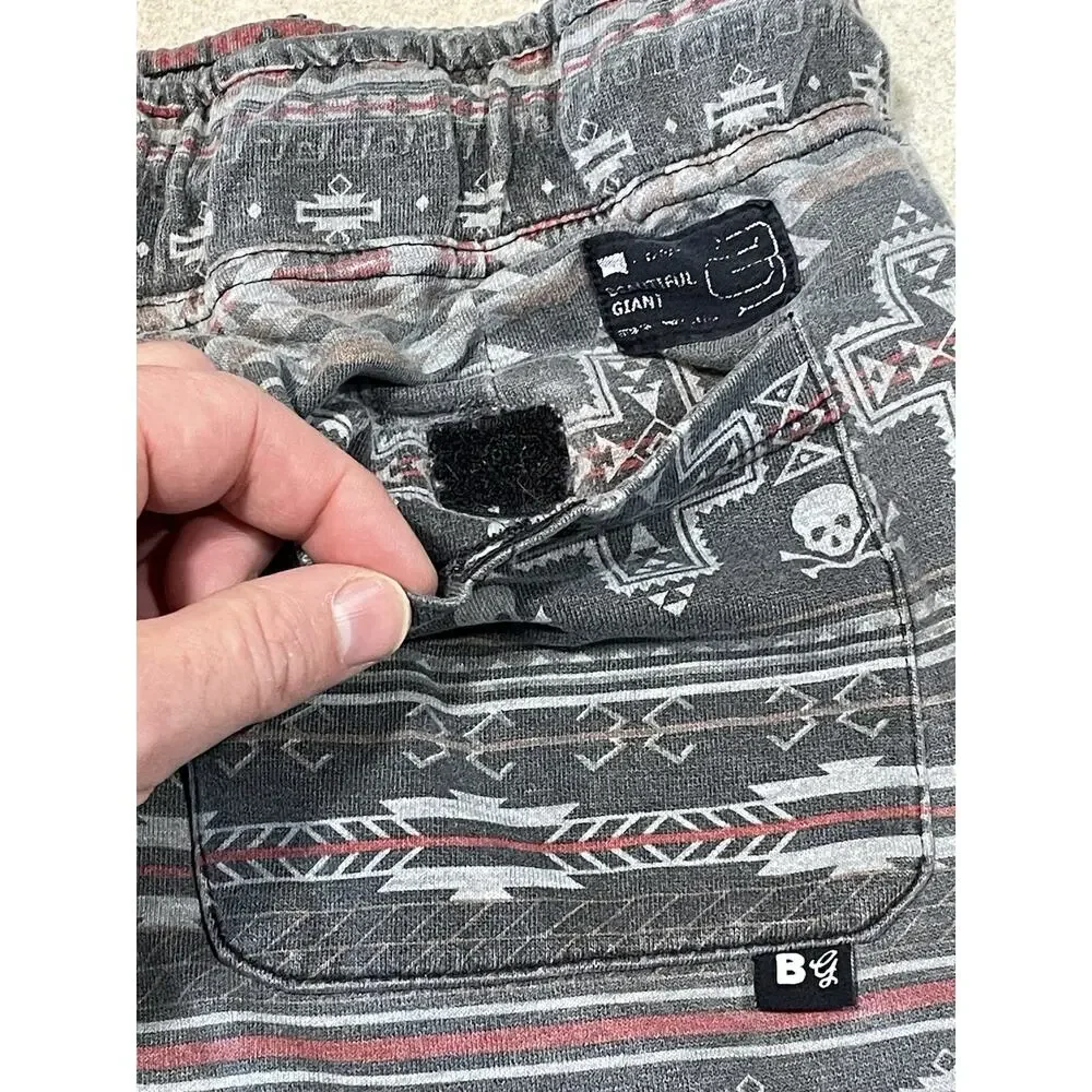 Beautiful Giant Jogger Men’s Large Gray Pull On Southwestern Aztec Sweatpants